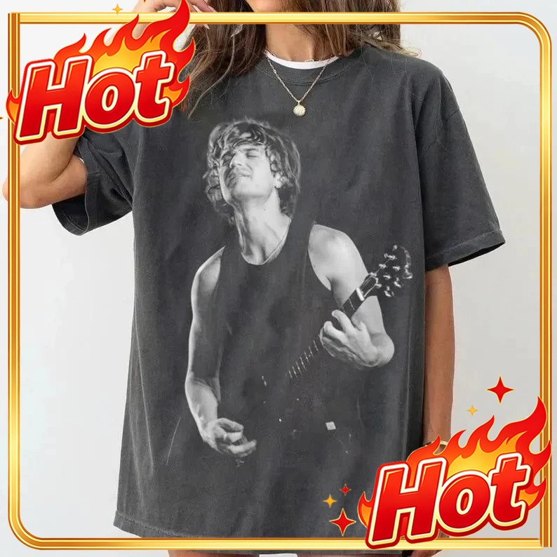 Custom Top DJO Joe Keery Poste - Street Fashion Poster 评论和价格