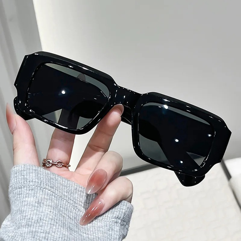 New Brand Rectangle Sunglasses - Street Fashion Brands 评论和价格