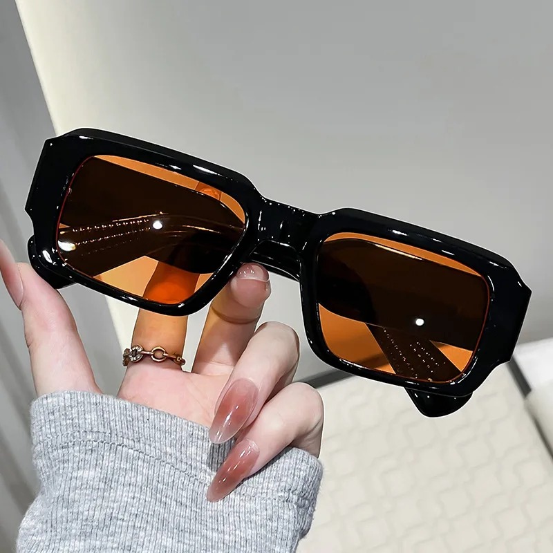 New Brand Rectangle Sunglasses - Street Fashion Brands 评论和价格