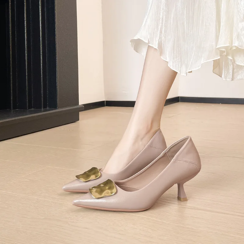 New Fashion Women Leather Pump - Street Fashion Dress 评论和价格