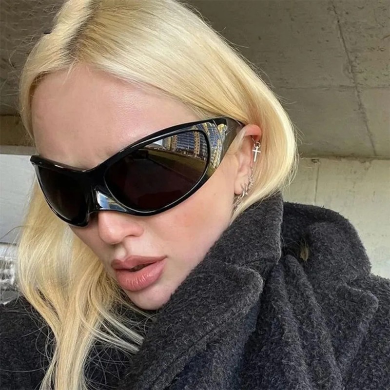New Y2K Punk Sunglasses Women  - Street Fashion Brands 评论和价格